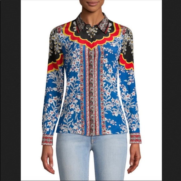 Alice and Olivia Willa Floral-Print Silk Blouse‎ - Picture 2 of 6
